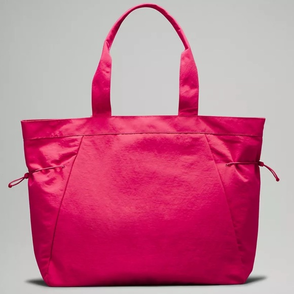 Lululemon Side Cinch Bag NWT - raspberry coulis - Picture 2 of 6